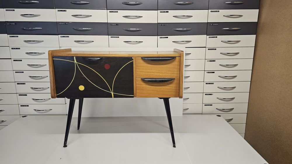Vintage Kommode aus den 50/60 mit Geschichte (Gebraucht) in ...