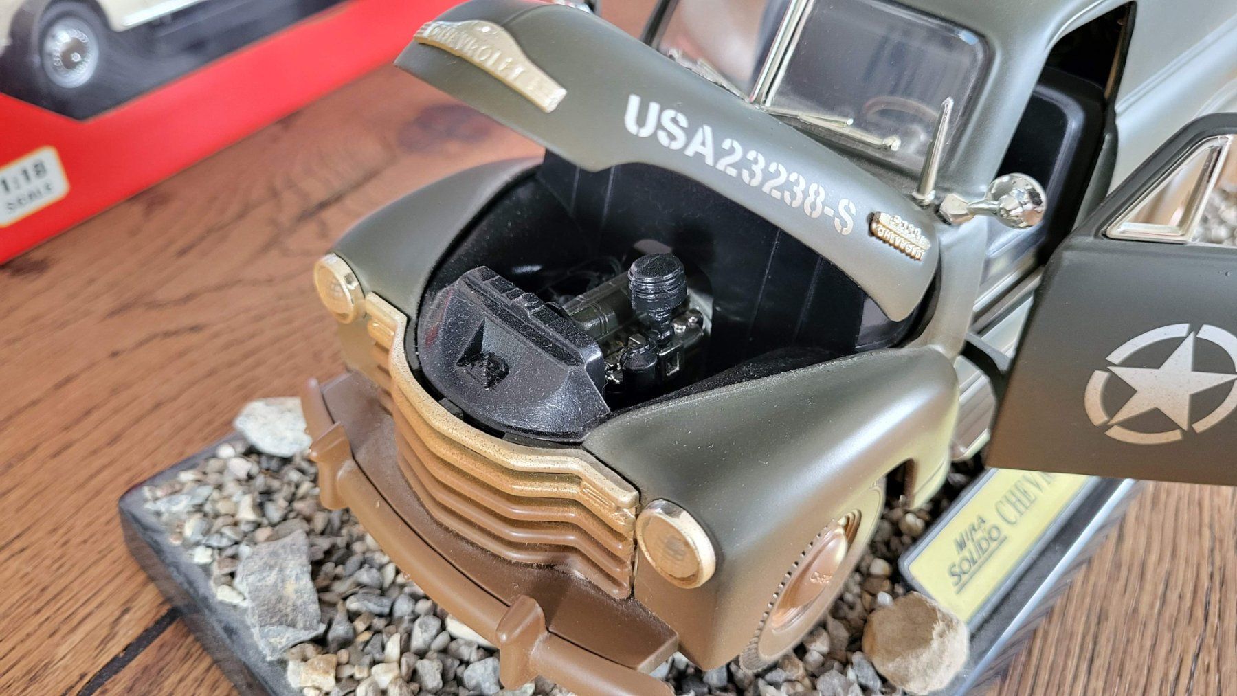 Solido Modellini d'auto: Chevrolet Panel Militaire 1:18 MiraSolido – Usato da Rothrist venduto da Juana5 6