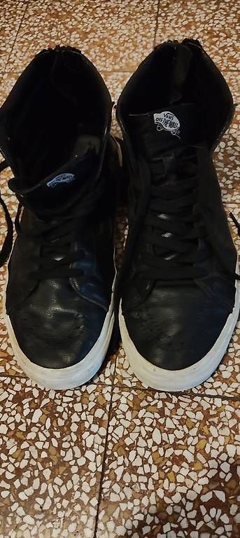 Scarpe da uomo: Vans in cuoio, 42.5 – Usato da Viganello venduto da millo
