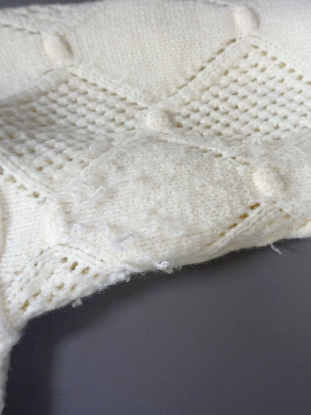 Maglioni & Felpe: Strickpullover mit Steinen Gr. L – Usato da Pratteln venduto da Restwert_Pratteln 7