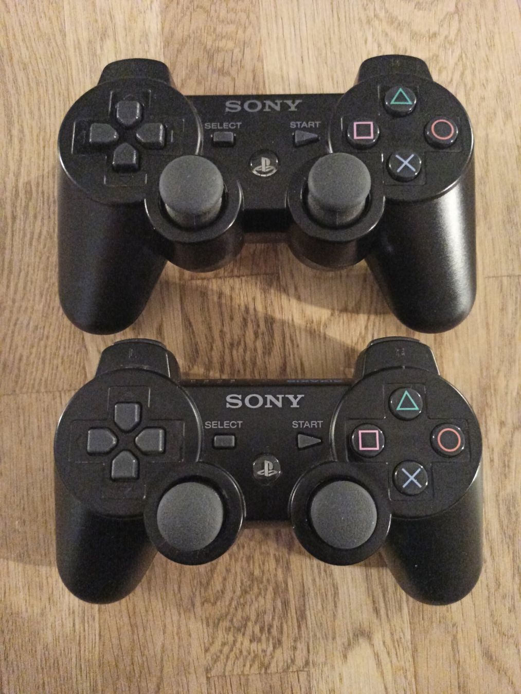 Controller: 2x Original Sony Controller PS3 Set – Gebraucht aus Oberweningen von mar_87mx