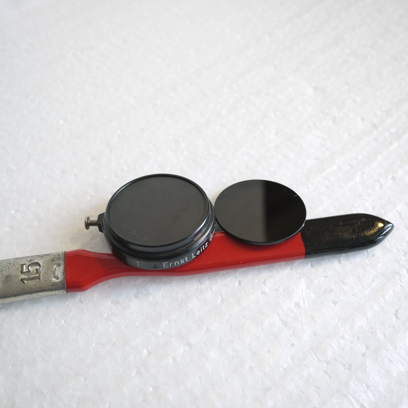 Leitz Filter: Ernst Leitz E36 Slip-on RD Infrared Filter / filtre. – Gebraucht aus Egg b. Zürich von JCB 1