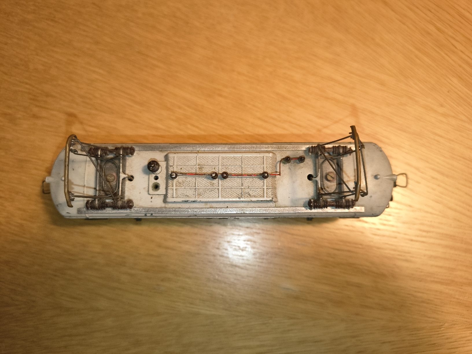 Trix Modellini di ferrovie: TRIX EXPRESS Ae 4/4 BLS – Usato da Zürich venduto da Rockoplay 7