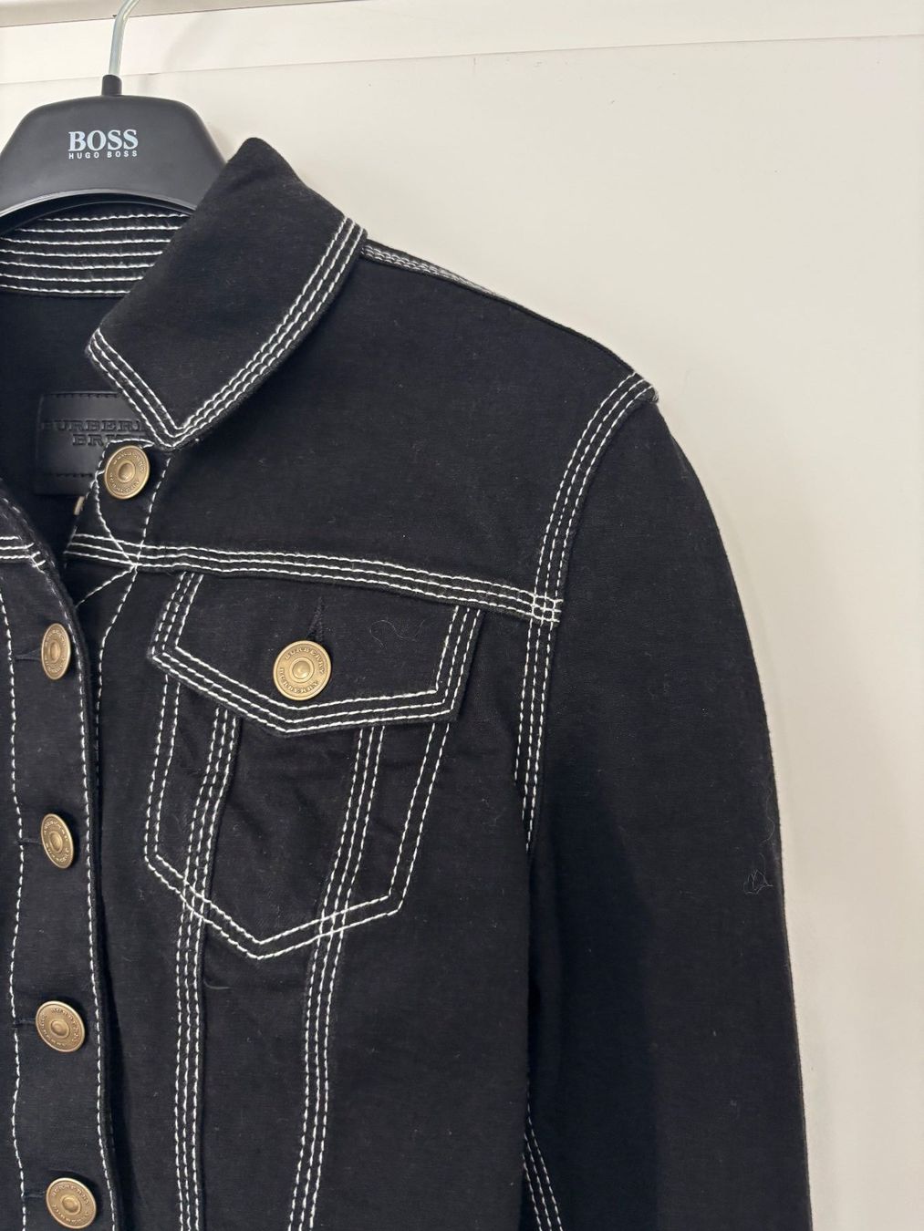 Burberry Jacken: BURBERRY  Jeansjacke schwarz elastisch 34 – Gebraucht aus Herrliberg von mayfi 2