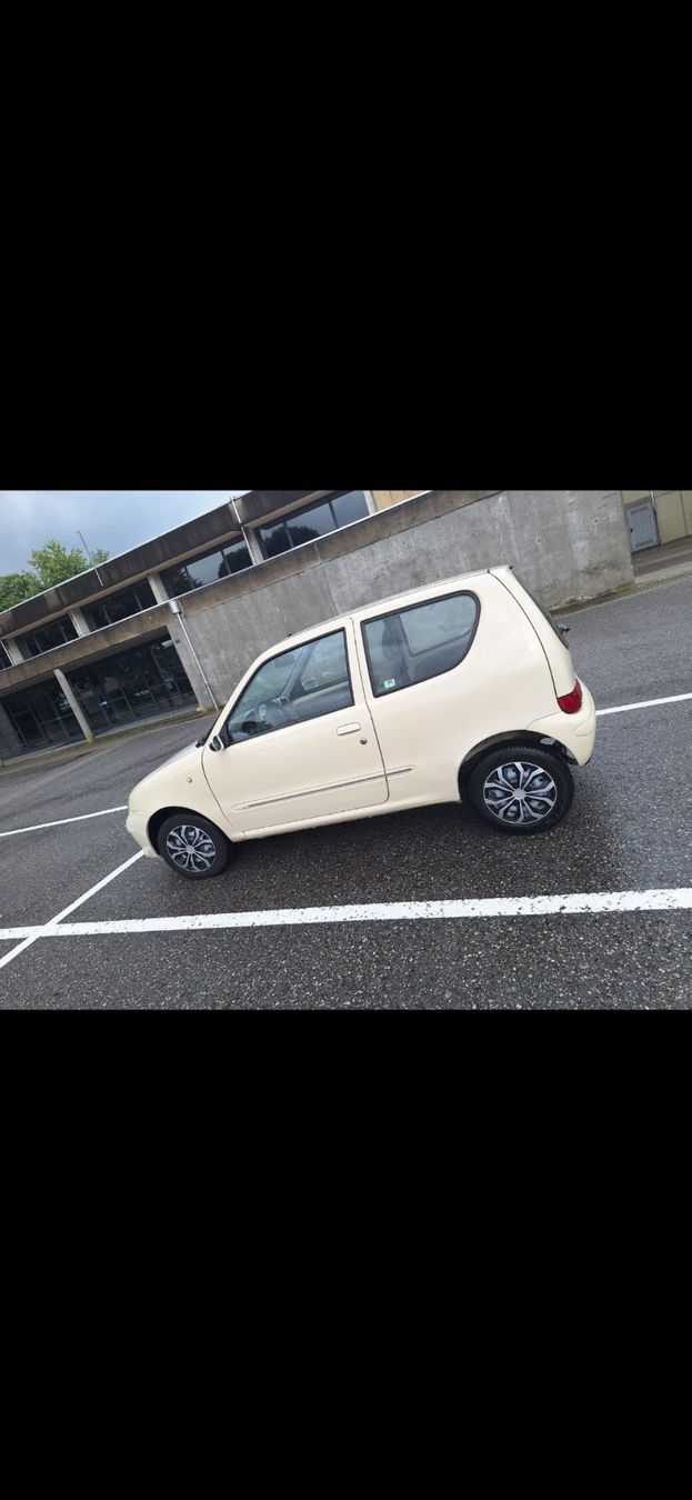 Autos: Fiat 600 - 50esima edizione – Gebraucht aus Genestrerio von cri_969z
