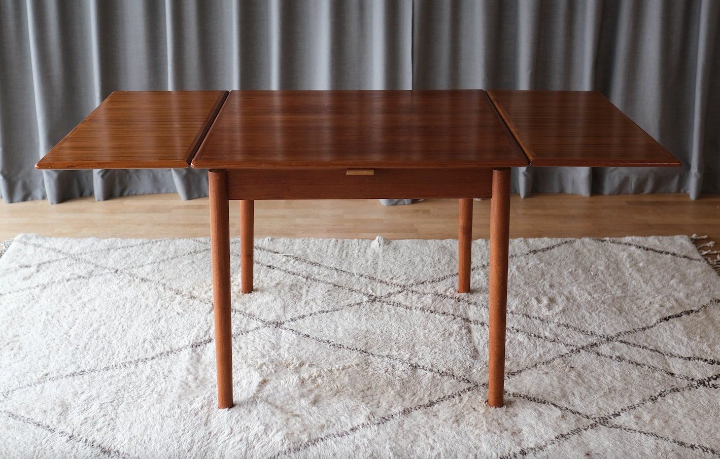 Tavoli: Teak dining table Ansager Møbler AM – Usato da Bern venduto da Zmodern_VIN 5