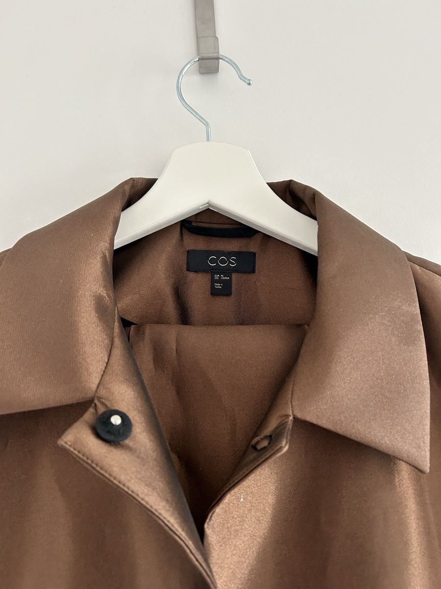 Cos Completi & Tailleur: Brauner Blazer mit passender Hose – Usato da Winterthur venduto da cotton97 1