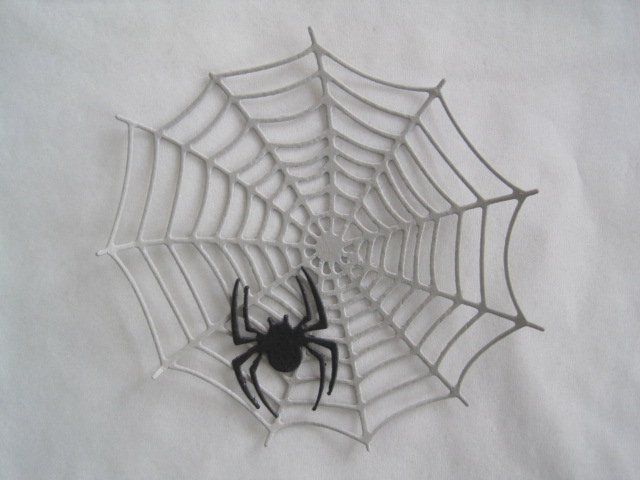 Carta: Stanz-Papier Motive Spinne mit Spinnennetz – Nuovo e nell'imballaggio originale da Schachen LU venduto da moepsli5