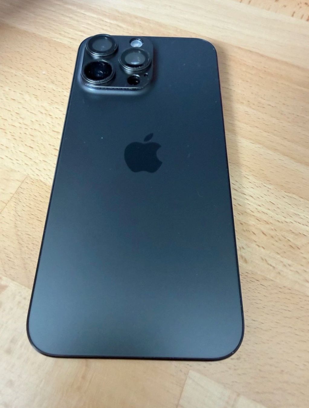Apple Telefoni cellulari / Smartphones: iPhone 15 Pro (256GB) Akku 100% – Usato da Luzern venduto da Waince786 1