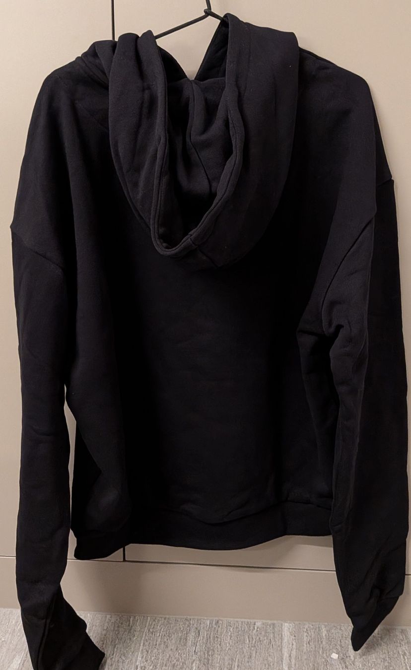Pullover & Sweatshirts: Holyhall Kapuzenpullover schwarz Grösse M – Neu (gemäss Beschreibung) aus Staffelbach von dh5053 1