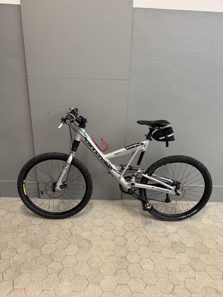Cannondale Biciclette: Cannondale Super V700 – Usato da Künten venduto da Spike17