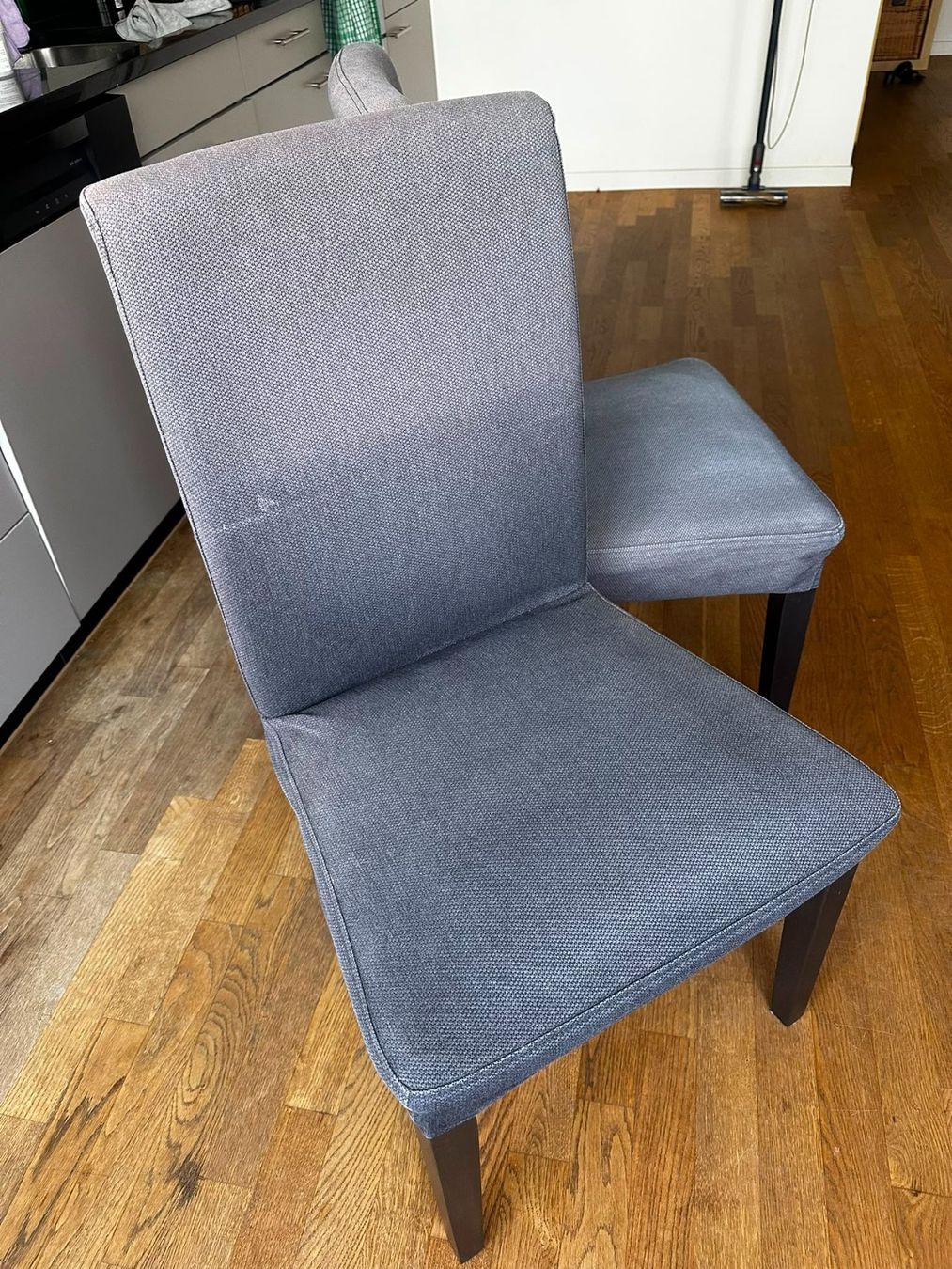 Ikea Chaises: 4 IKEA Stühle gebraucht – D'occasion à Zürich par dom_w5r6 2