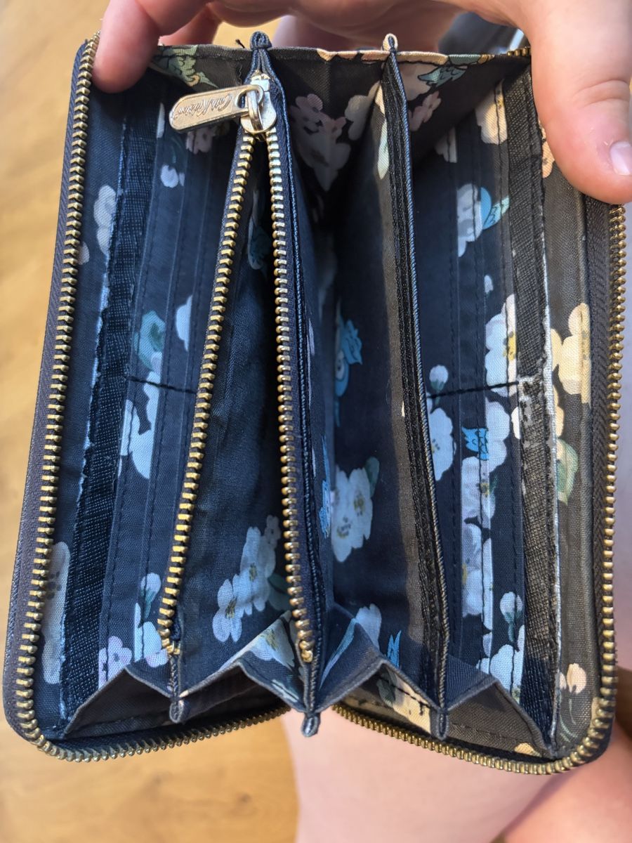 Disney Autres pour enfant & bébé: Portafogli  – D'occasion à Comano par gea_98nj 5