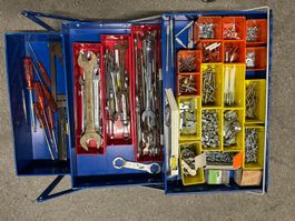 Sortimo, blau Werkzeugkasten mit Schlüssel