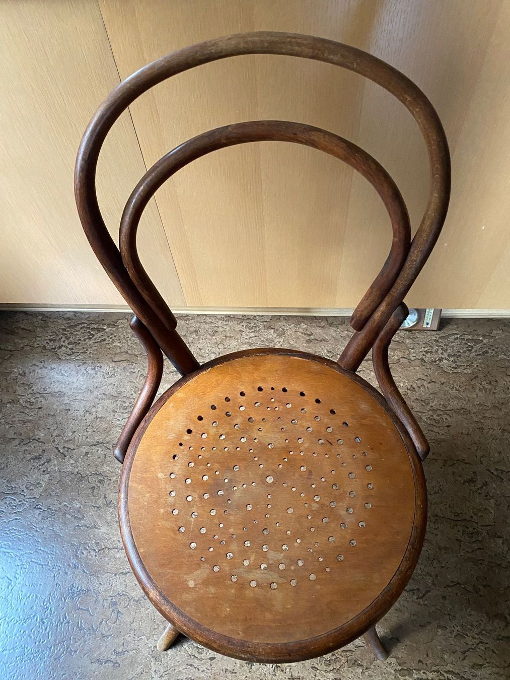 Sedie: Holzstuhl gebogen Thonet Stil Bugholz Sitz Sternmuster – Usato da Stein AR venduto da claire009 1