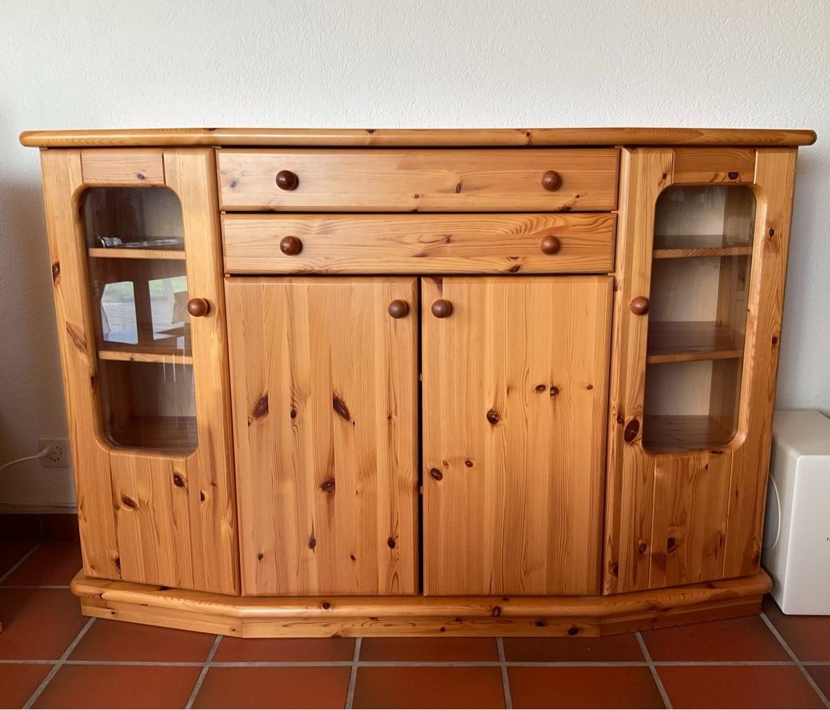 Vetrine: Highboard/Vitrine aus Kiefernholz – Usato da Dagmersellen venduto da Pining1