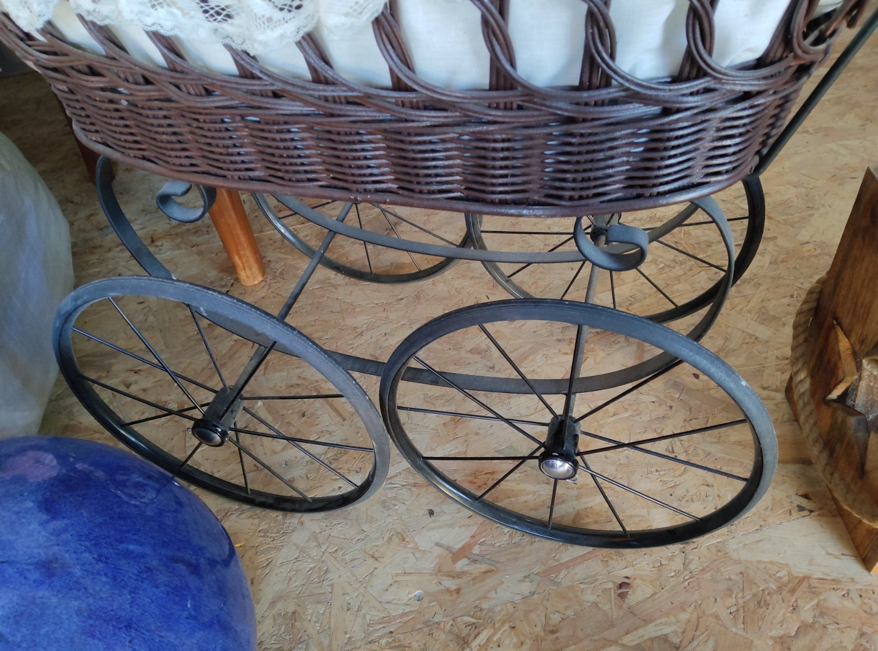 Carrozzine per bambole: Ancienne poussette – Usato da Vicques venduto da prairie0809 1