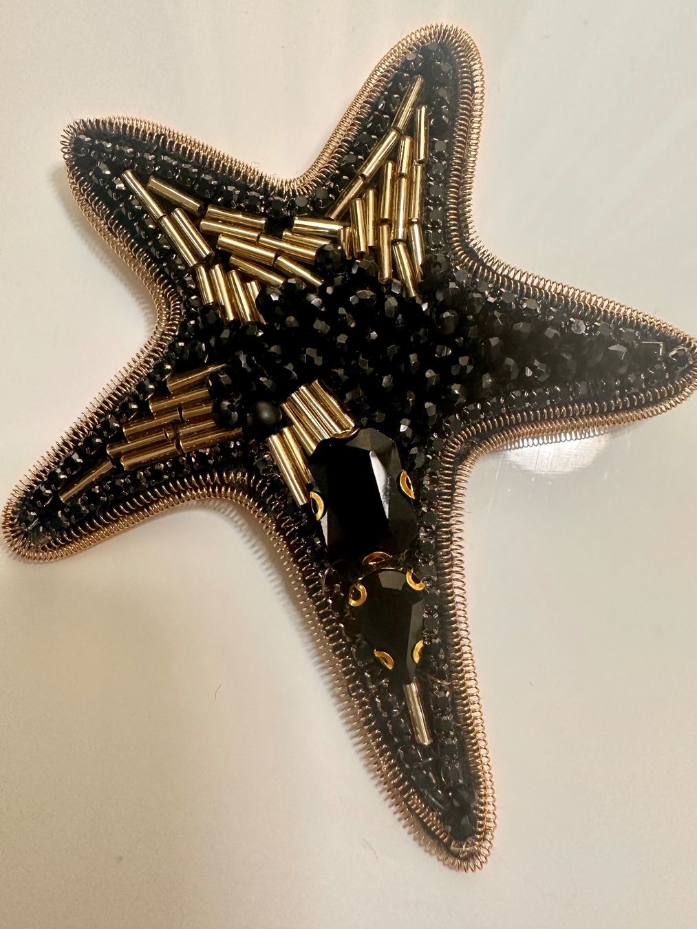 Spille & Fermagli: Elegant Star Brooch, Handcrafted, Beaded Accessory – Nuovo (secondo la descrizione) da Oftringen venduto da Eylem79 8