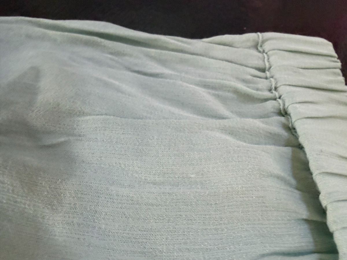 Pantalons: Shorts imbyM hellgrün Grösse S – D'occasion à Chur par simhofstr 4