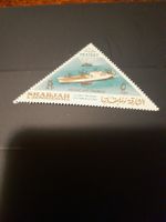 Rare timbre triangulaire Sharjah - Navire nucléaire!