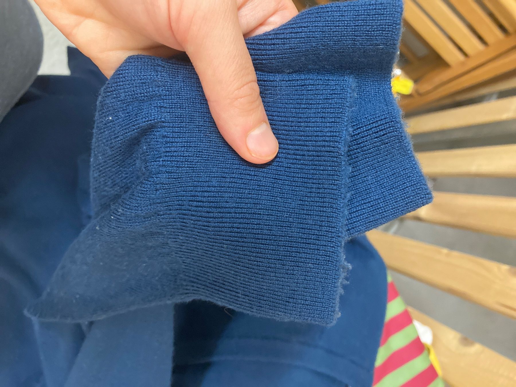 John Smedley Pulls & Sweat-shirts: Blauer Pullover aus Extrafeine Merinowolle – D'occasion à Urtenen-Schönbühl par alessibas 2