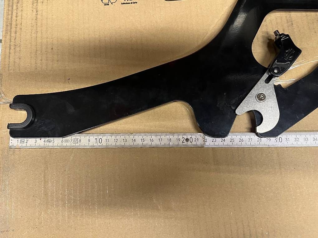 Topcase: Harley Davidson Heckkoffer-Halterung – Gebraucht aus Visp von Adi-Lee 4