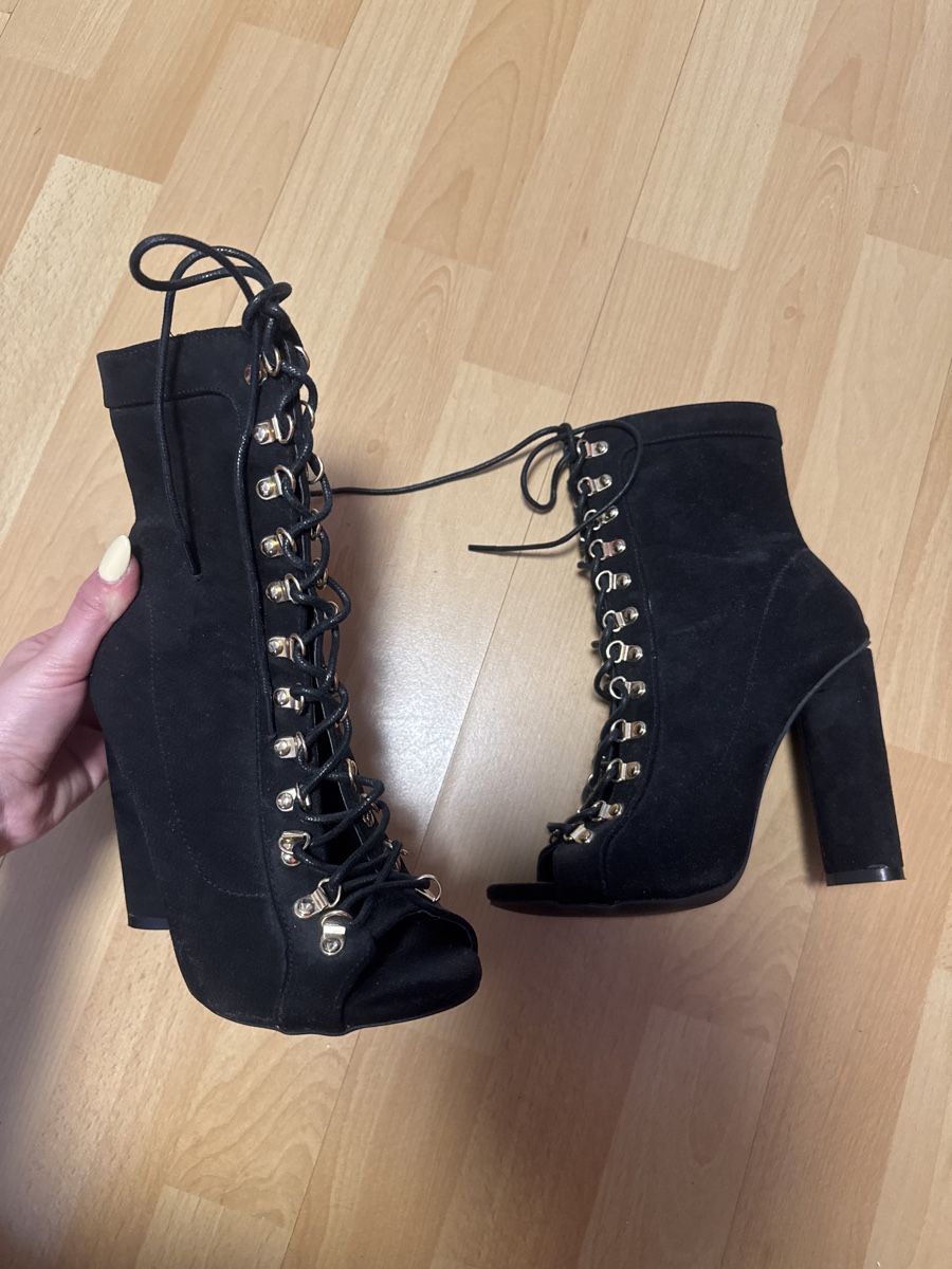 Scarpe da donna: Schnürstiefel / Heels Gr. 38 – Nuovo (secondo la descrizione) da Dübendorf venduto da RPU97 1