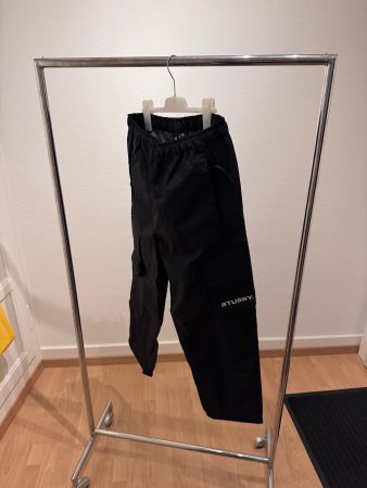 Schwarze Stussy Apex Hose, Top Zustand, Grösse M!