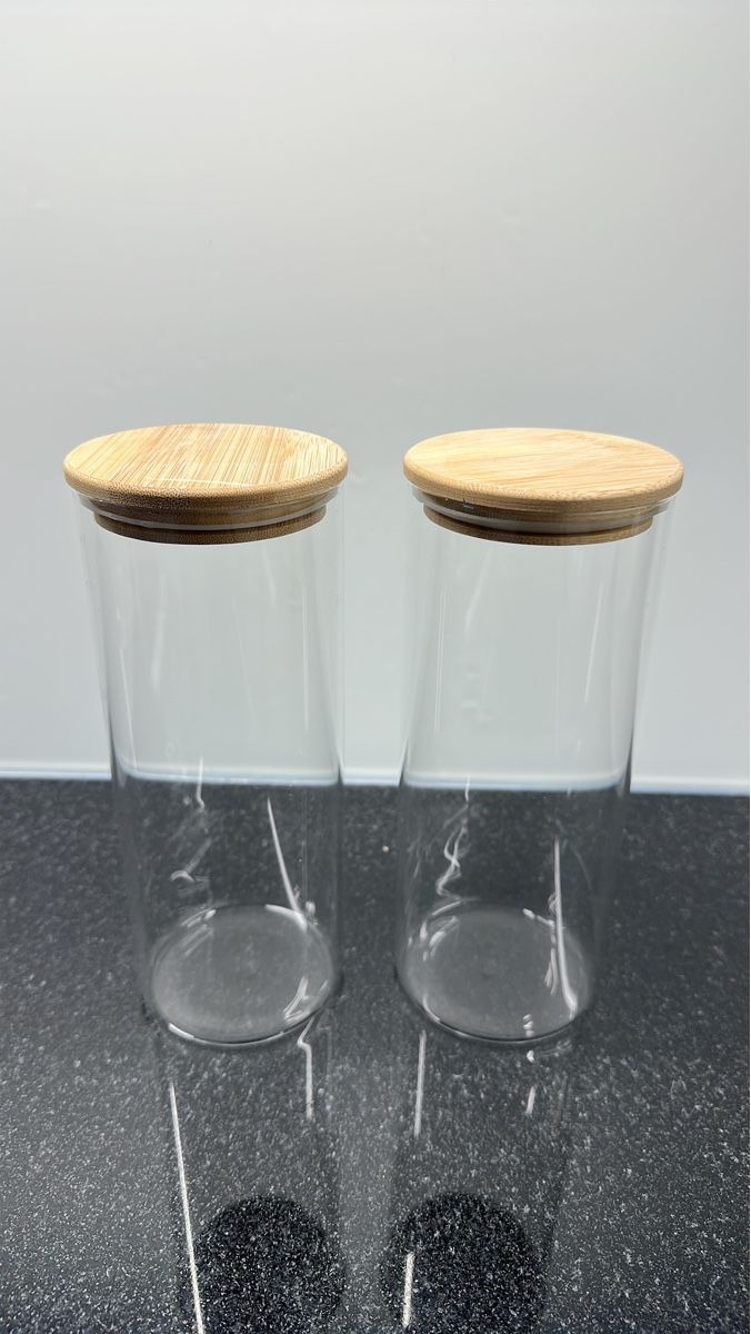 Bicchieri: Glas Vorratsdose mit Bambusdeckel - 2er Set, neuwertig – Nuovo (secondo la descrizione) da Wangen SZ venduto da Jaay_Sky