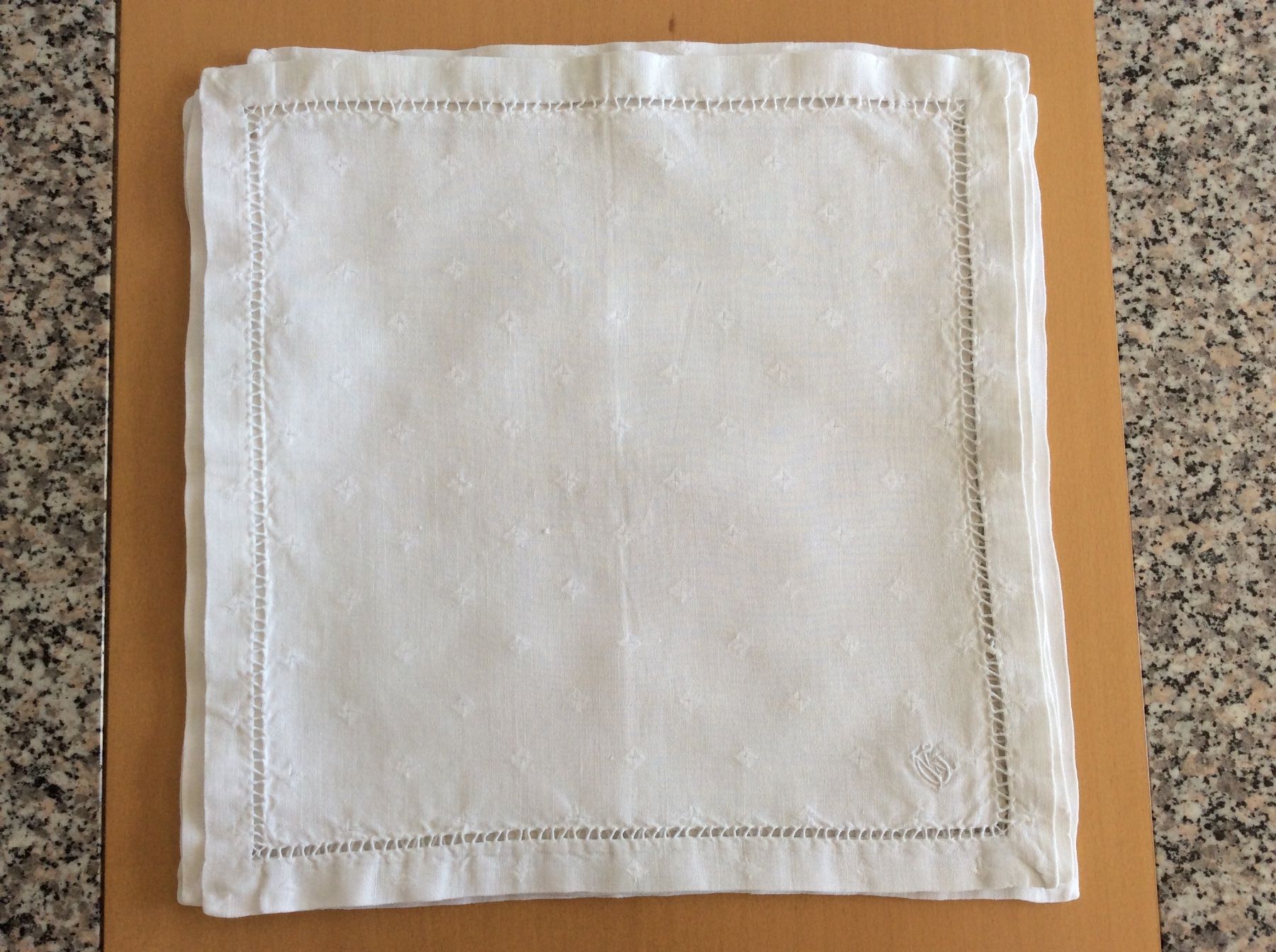 Tovaglioli: 6 Leinenservietten, weiss, Monogramm, – Usato da Birwinken venduto da chez-erna 2