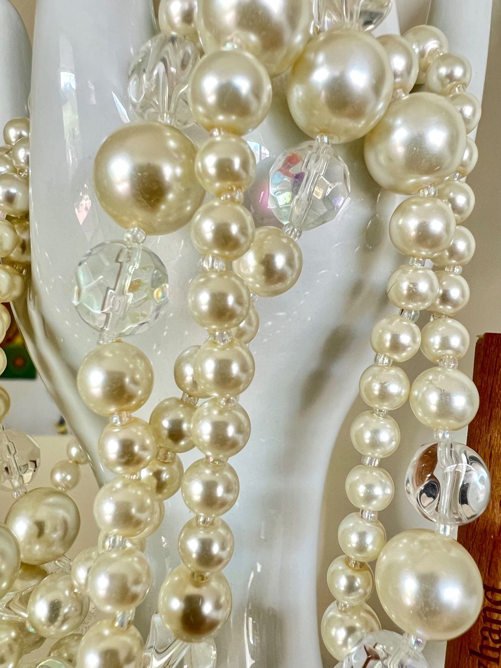Catenine: Extra lange Perlenkette - 158 cm -  irisierende Kristalle – Usato da Ruswil venduto da artbyhand 8