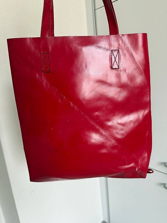 Sacs: Sac Freitag rouge  – D'occasion à Renens VD par Nikola_Grubor 1