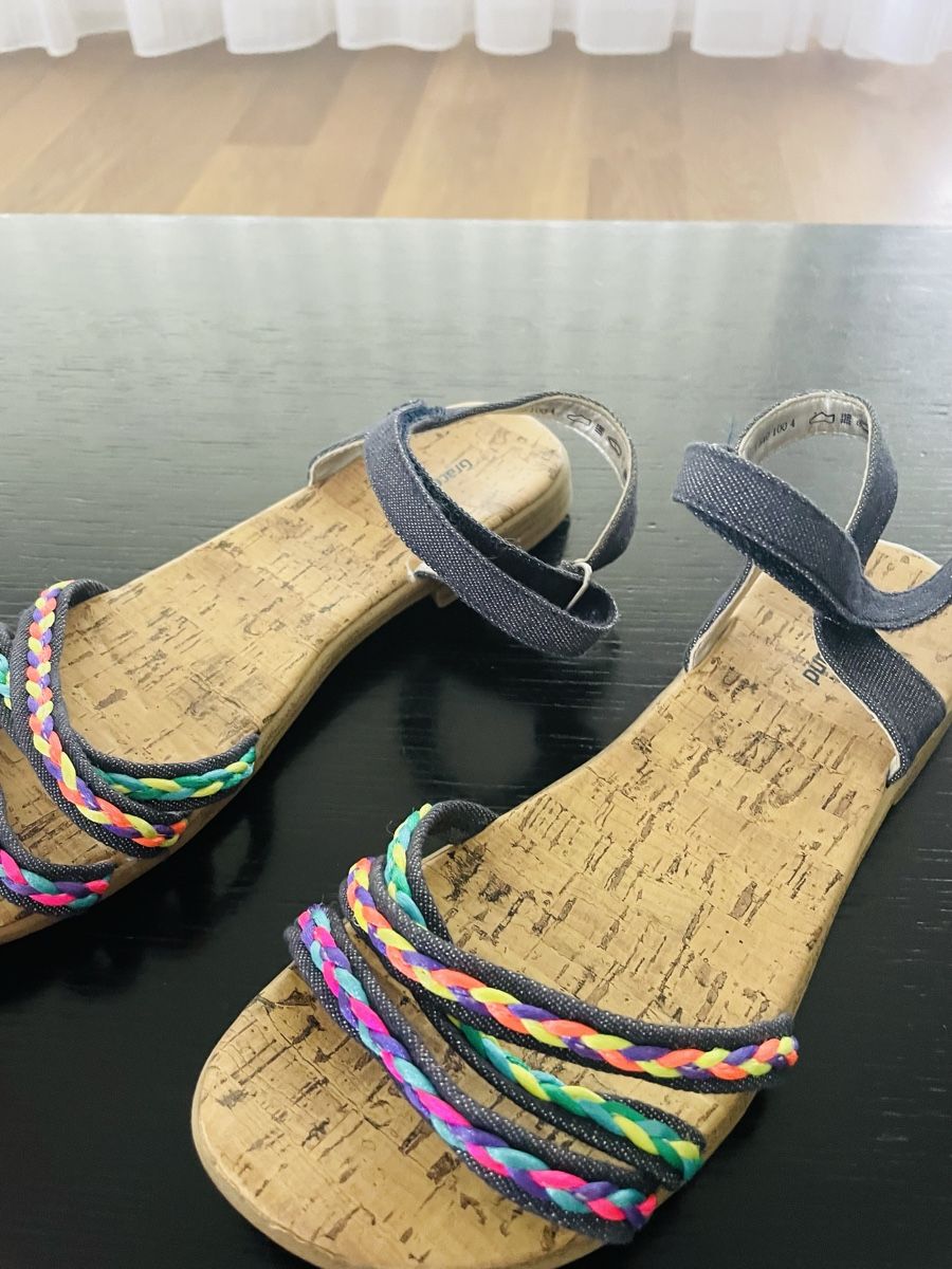 Adidas Scarpe per ragazze: Paket- Schuhe Gr. 36 – Usato da Thun venduto da Adrian131 2