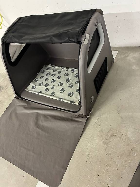 Sonstiges Fahrzeugzubehör: Hundebox L Porsche – Gebraucht aus Oberägeri von rst_r77p