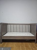 Ikea Sundvik Babybett grau, mit Jättetrött Matratze 🛏️