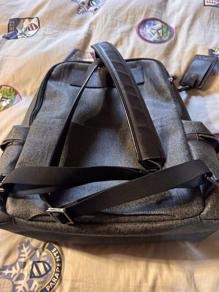 Tumi Zaini: Sac à dos Tumi cuir et toile enduite – Usato da Genève venduto da Allisgood 5