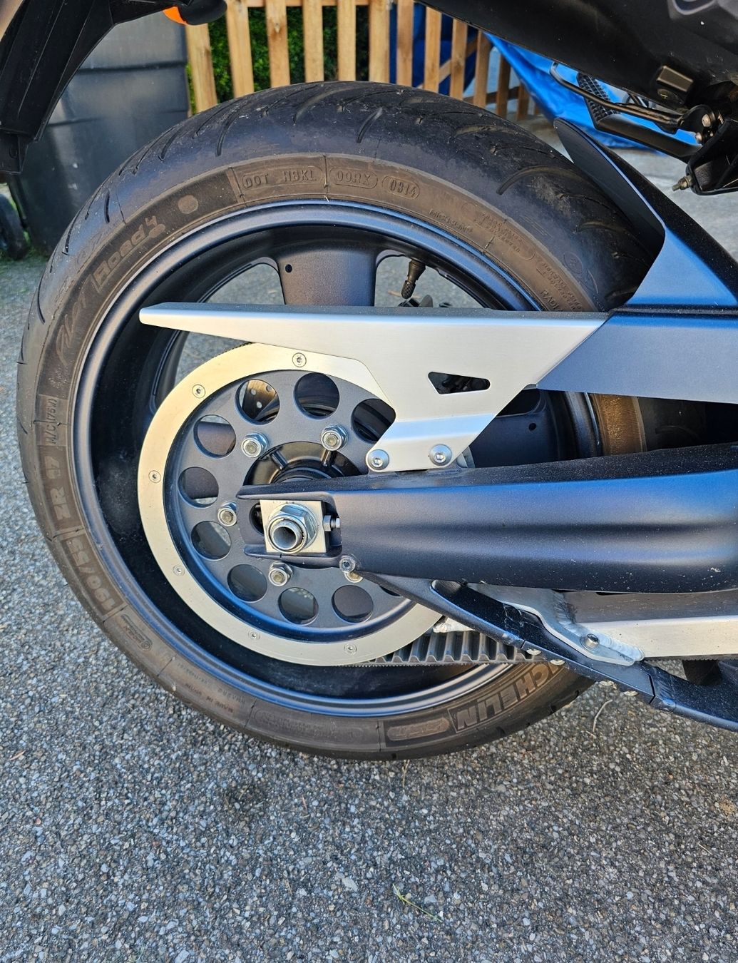 Yamaha Strasse: Yamaha MT-01 mit nur knapp 12'000km! – Gebraucht aus Hochdorf von superm01 4