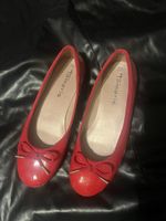Tamaris Ballerinas rot Lackleder Grösse 36 guter Zustand