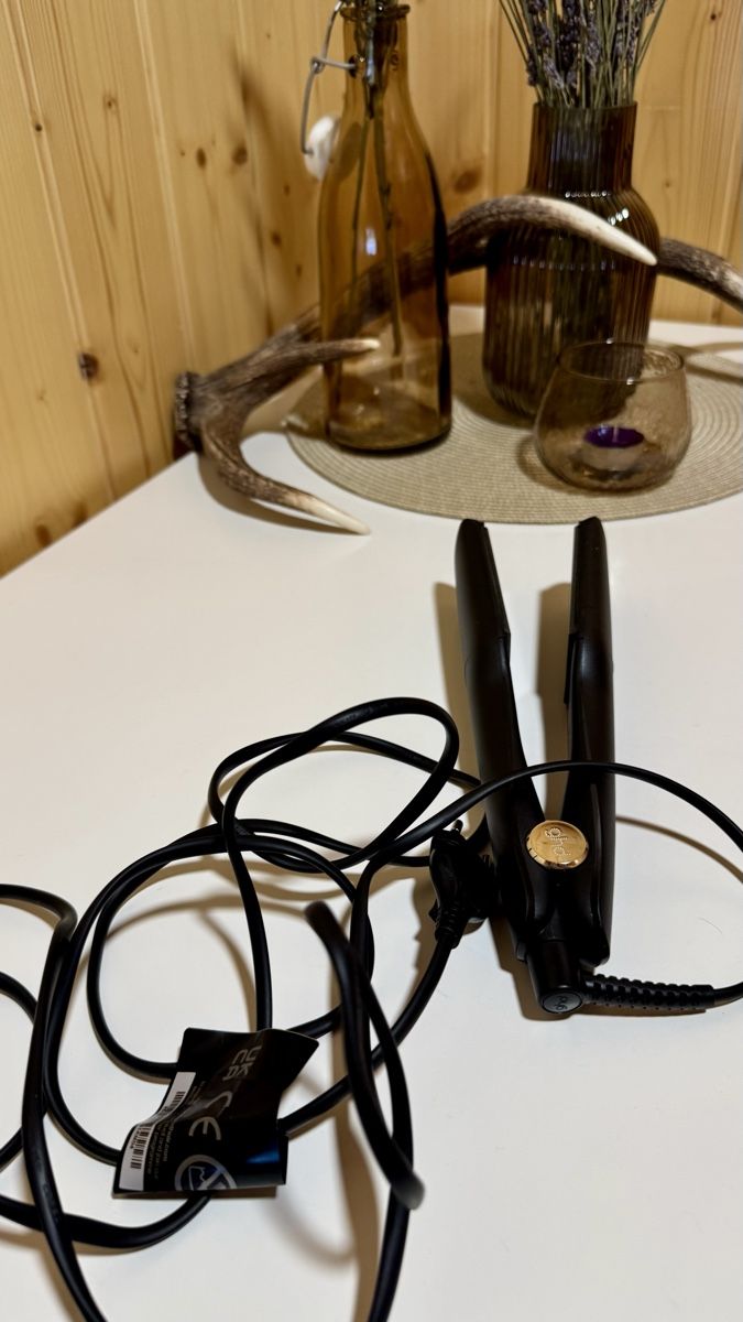 Sonstige Haarpflege: Haarglätter ghd Gold Styler  – Neu (gemäss Beschreibung) aus Flumserberg Bergh von swiss.ski 2