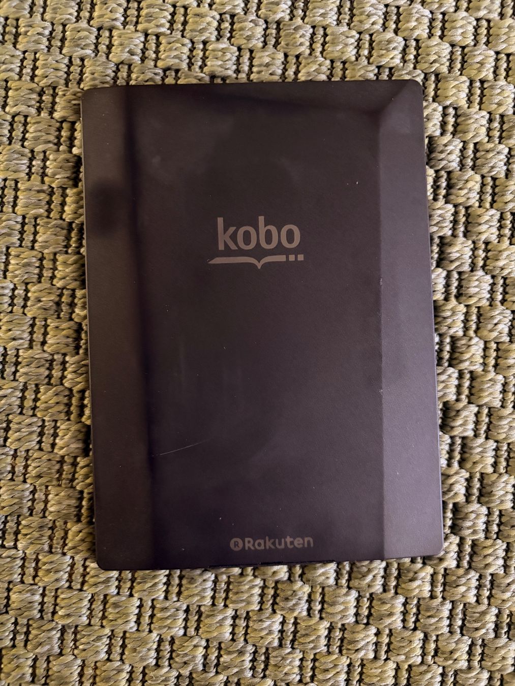 Kobo Tablet PC: Kobo H2O Ebook Reader – Usato da Binningen venduto da Doomloop 1
