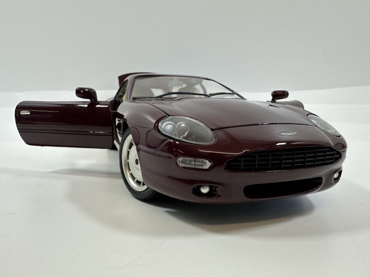Aston Martin Modellautos: Aston Martin DB7 1:18, GUILOY – Gebraucht aus Zofingen von rf9_x2xt 9