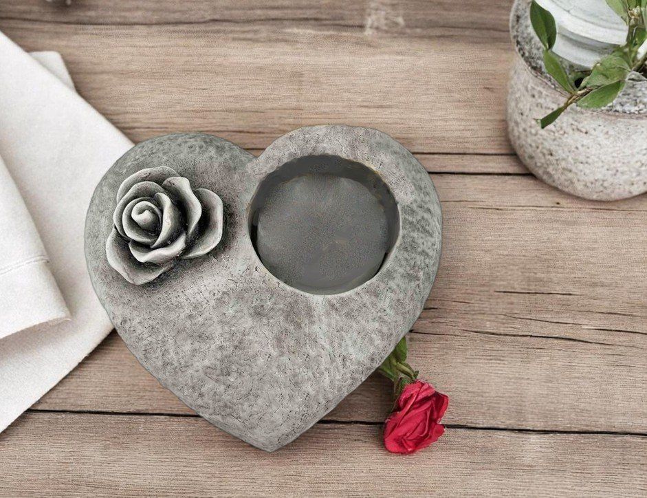 Tutte le decorazioni: Trauerherz mit Blumen und Kerzenhalter – Nuovo e nell'imballaggio originale da Oensingen venduto da Liquidations-Shop 4