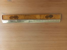 Edles Vintage Lineal