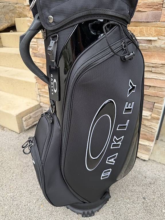 Taschen: Sac golf Oakley Golf Bag 17.0 FW – Gebraucht aus Nyon von fvevo 3