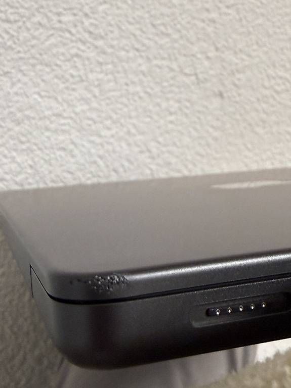 Apple Portables: Macbook Pro M4 / 14 Inch – D'occasion à Alchenflüh par daena1 3