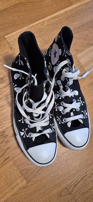 Scarpe da uomo: Converse All Star Chucks – Usato da Zuerich venduto da Manu_bu