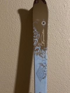 Dynastar Skis: Damenski Dynastar Legend – D'occasion à Ligerz par SparkleX 1