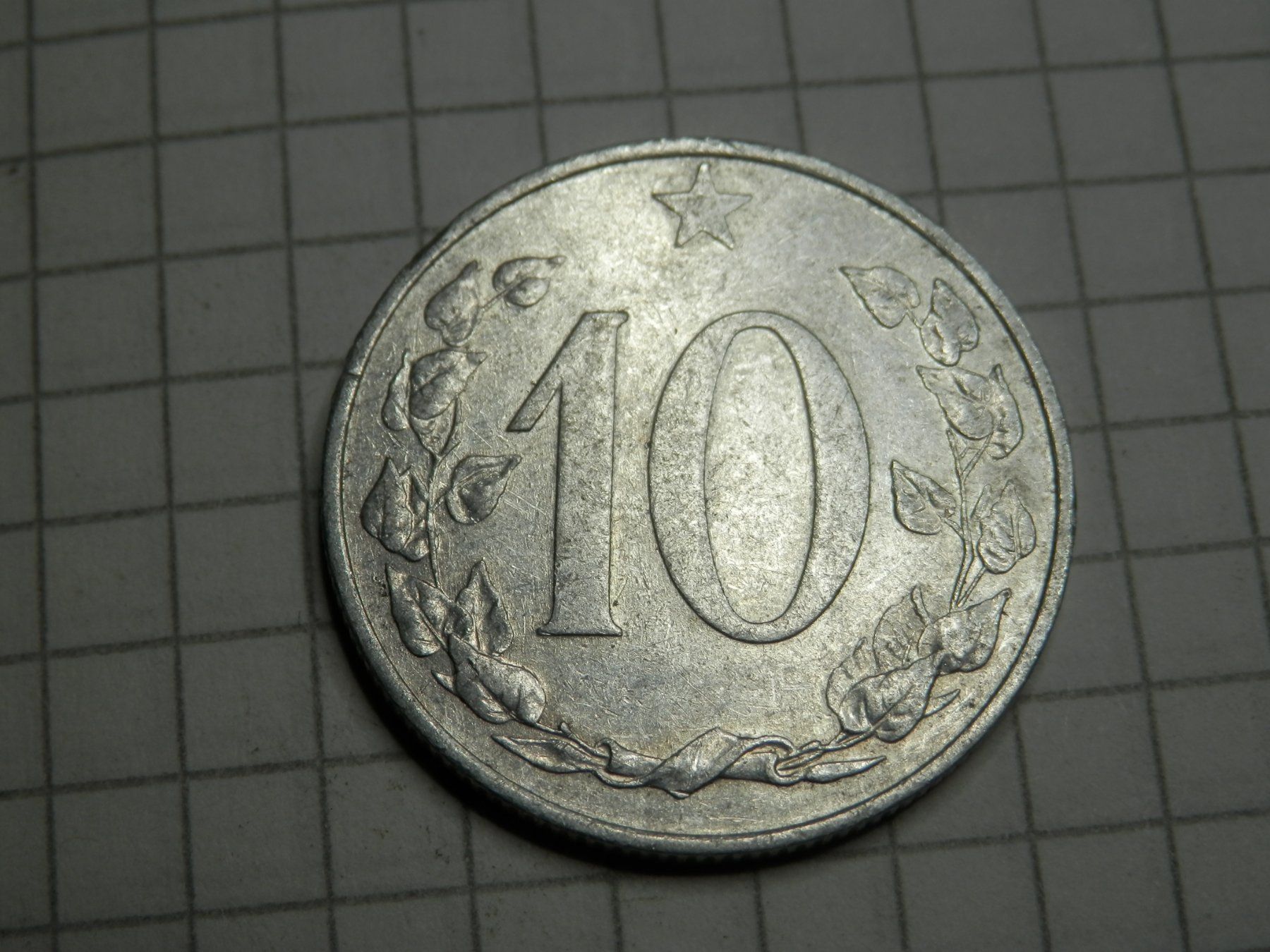 Toutes les monnaies: Tschechoslowakei 10 Heller, 1953 – D'occasion à Weiach par weiach81 1