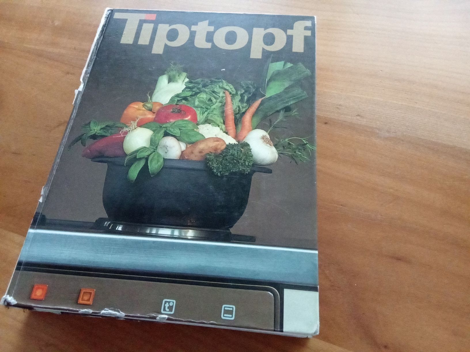 Bücher: KOCHBUCH TIPTOPF  1990 – Gebraucht aus Muri BE von Alk