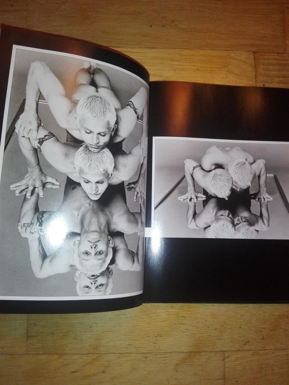 Bücher: One in Two - The Caeser Twins   (Deutsch – Gebraucht aus St. Gallen von elkapone 6
